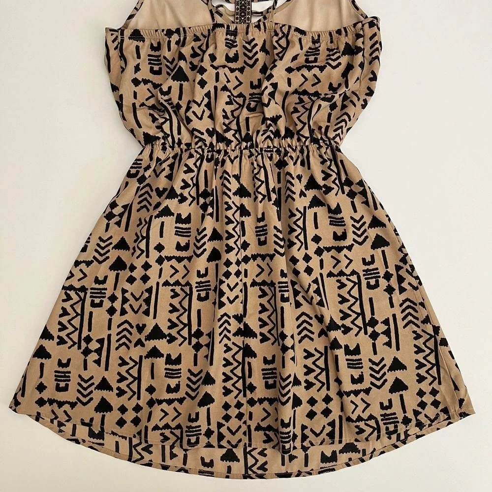 Three Pink Hearts Moroccan Spice‎ Dress, Tan Beige Geometric Dress, Strappy X13